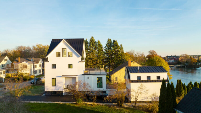 How to Choose the Best House Plan (+ Free Plan Example)