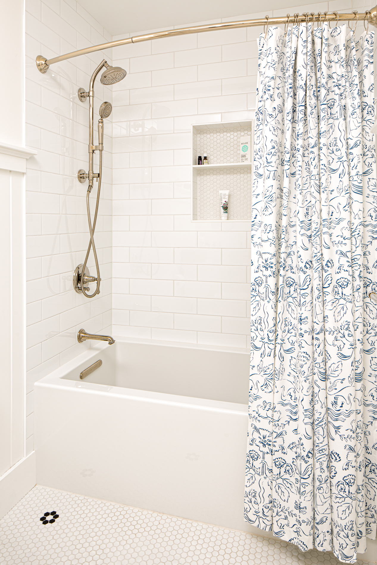 Holly Farmhouse Guest Shower