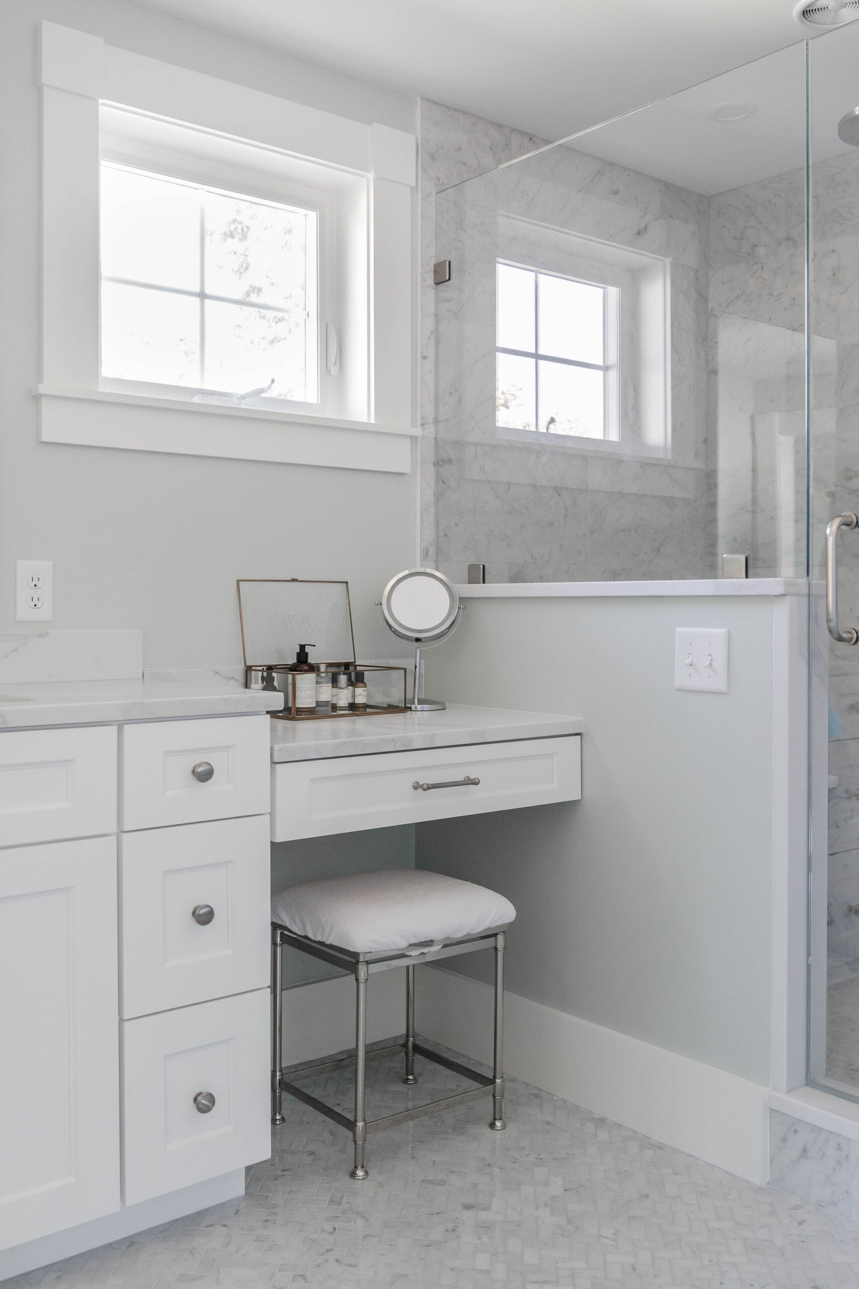 Spruce New Englander Home Plan Primary Bathroom