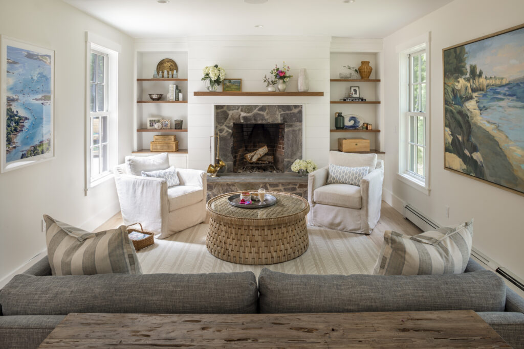 Oak Colonial Home Plan Living Room
