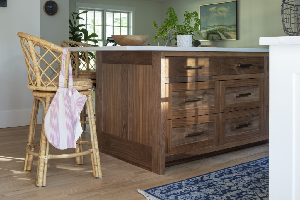 Oak Colonial Home Plan Kitchen Island