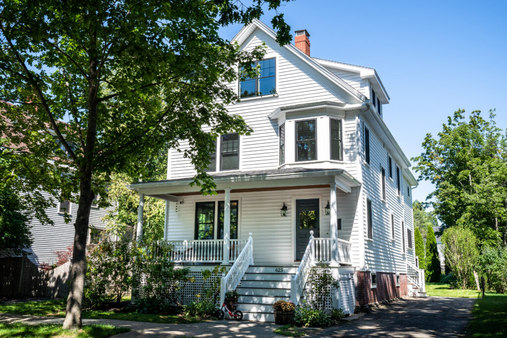 Spruce New Englander Home Plan Front Exterior